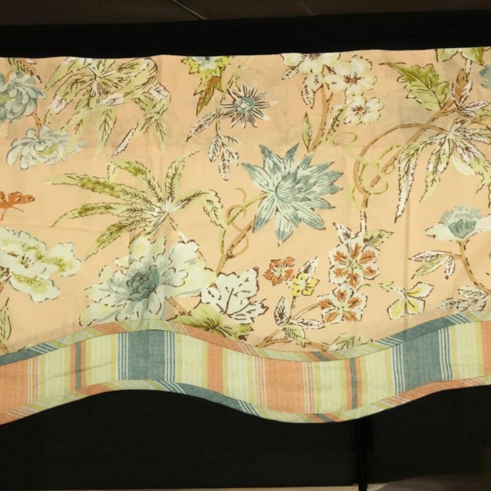 Waverly Cape Coral Fairfield Valance Peach Floral Scalloped Lightweight 78 x 18" - Picture 10 of 10